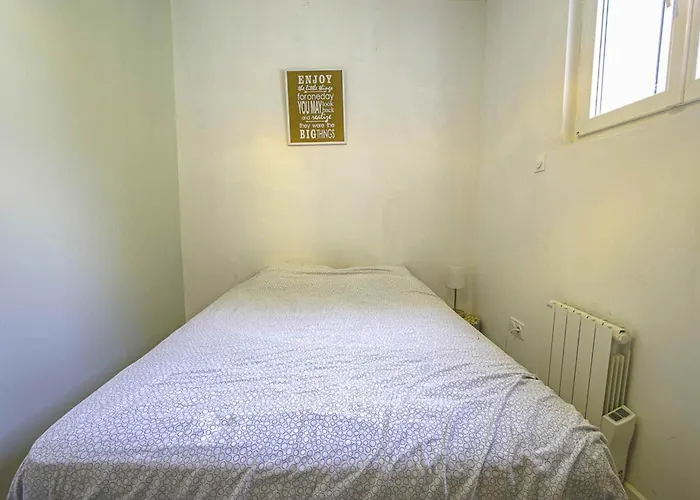 Cosyrouen Bouquet Parking Gratuit Apartman *